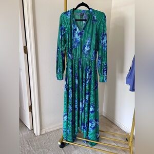 Scoop Floral Green and Blue Women's Pleated Maxi Dress Women Medium EUC